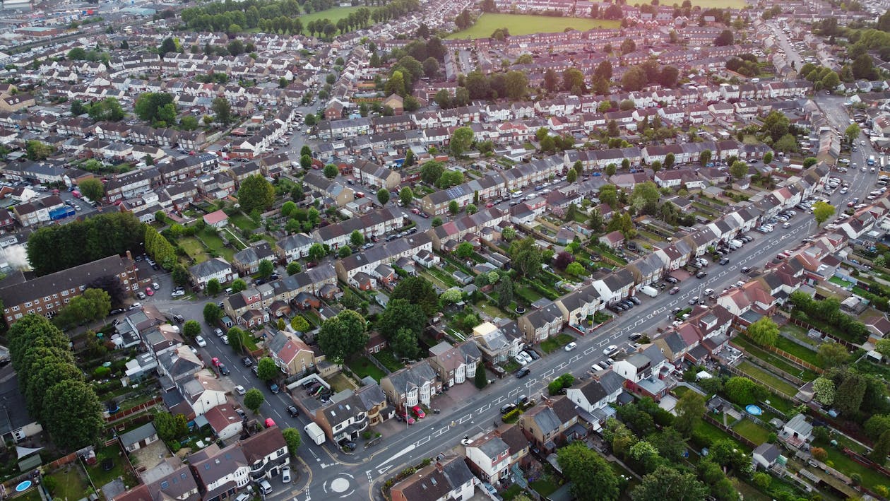 New Houses: Scale of Building Revealed